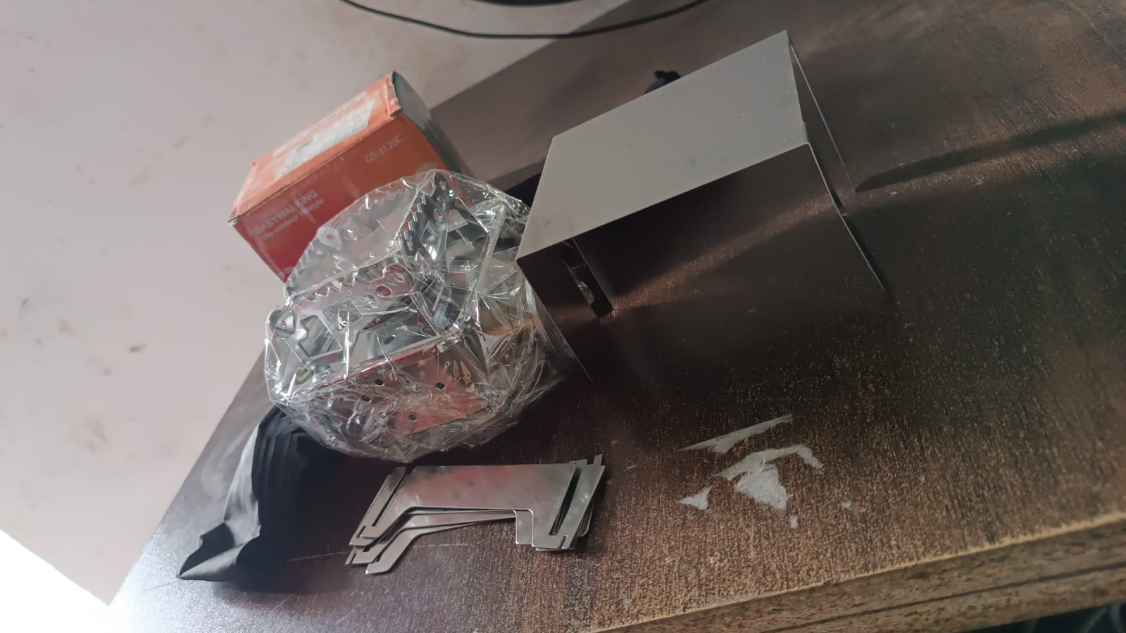 Mini Portable Square Camping Stove (1 Pc) Mini Portable Square Camping Stove (1 Pc)